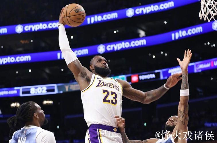 詹姆斯低迷仅10分，浓眉12+11难救主，湖人输森林狼近7战5败